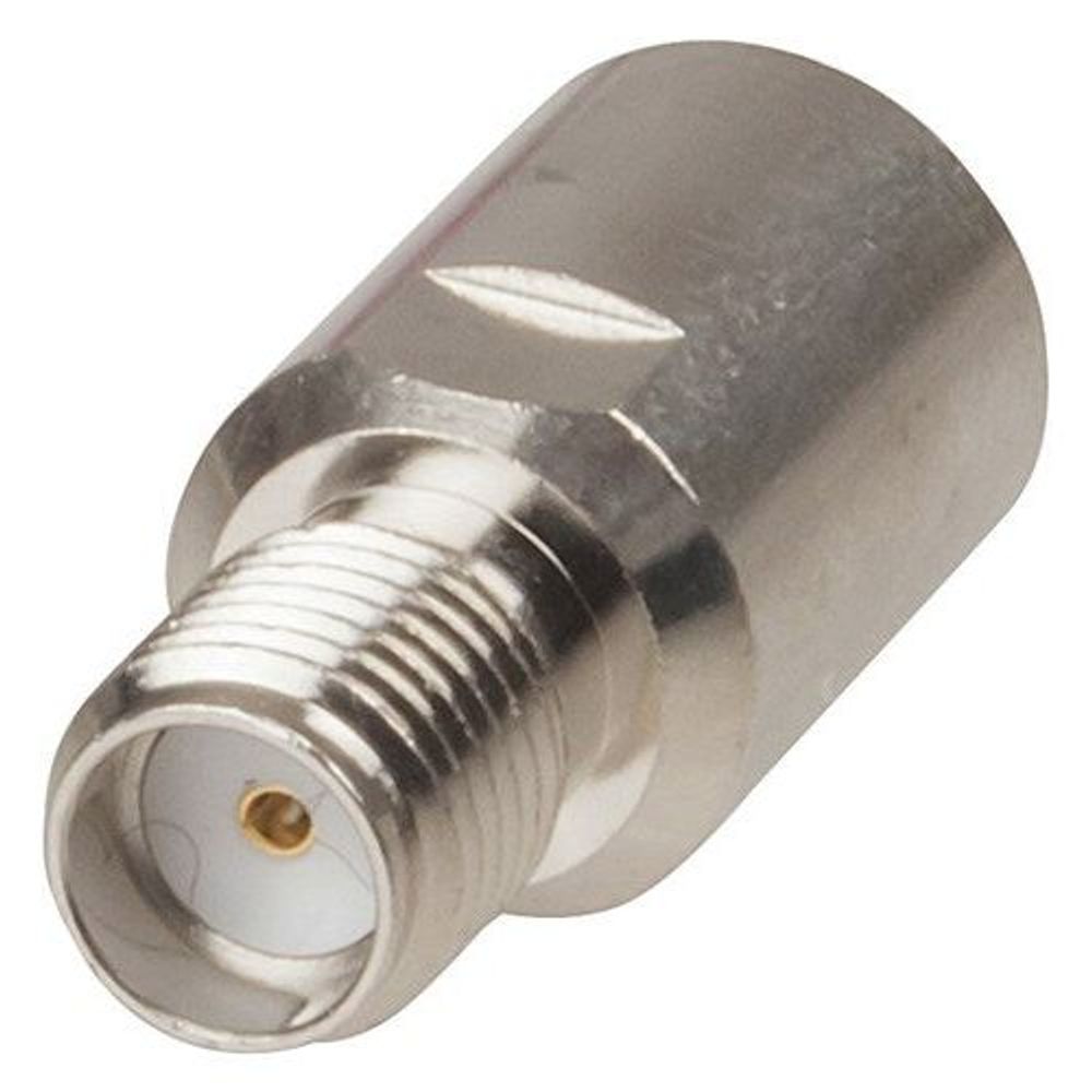 PA0621 - FME Plug to SMA Socket Adaptor