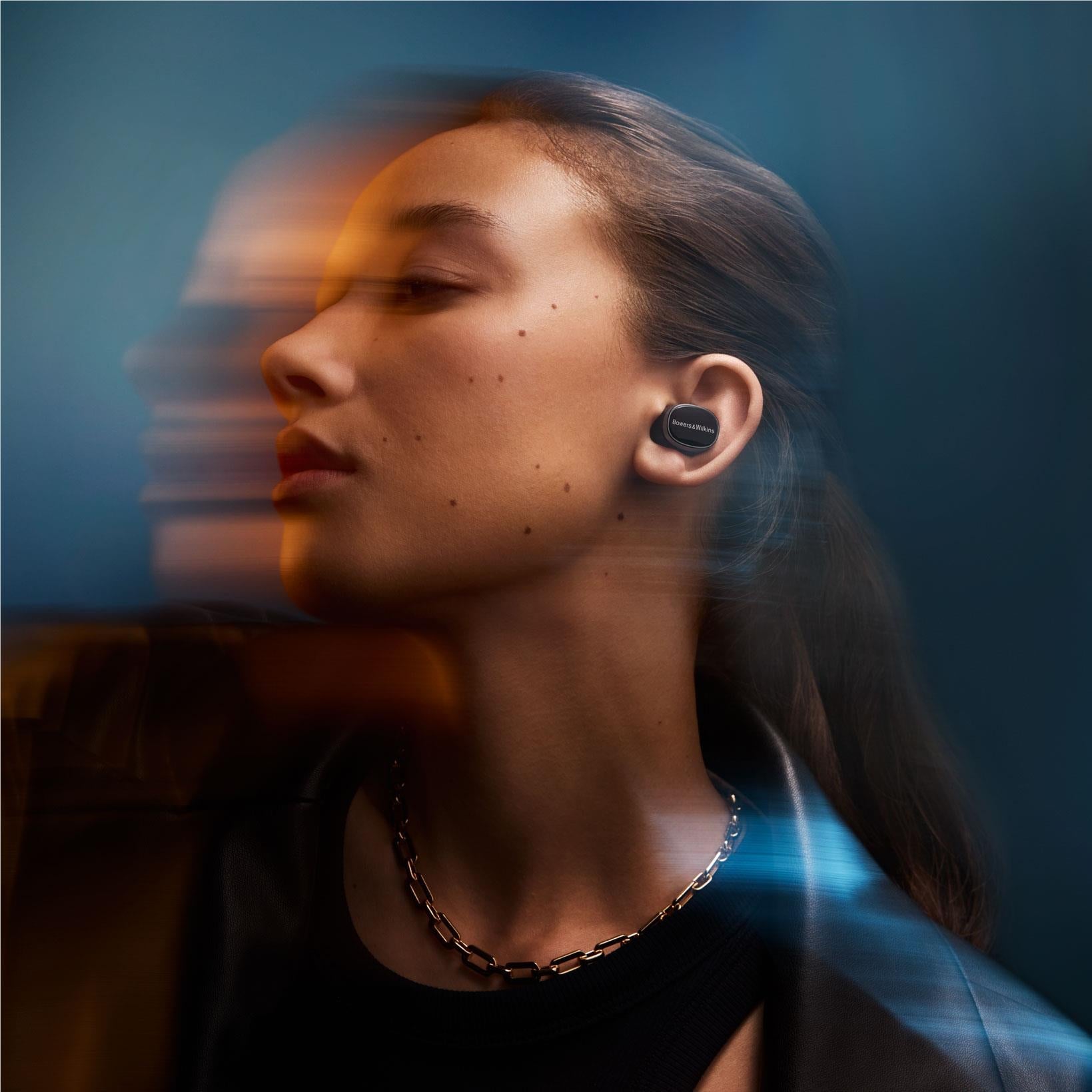 Bowers & Wilkins PI8 True Wireless Earbuds (Black)