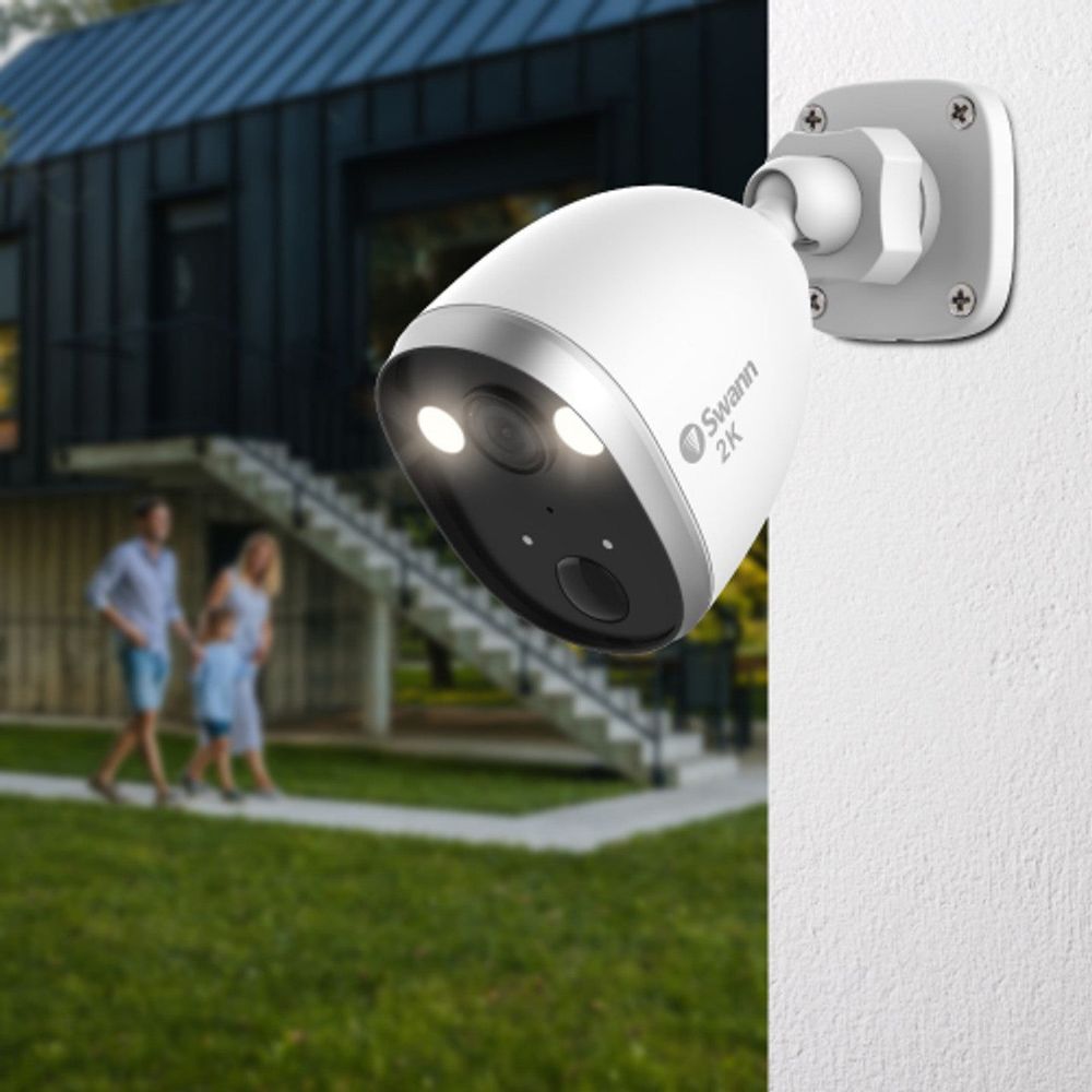 Swann SWIFI-2KOCAM-GL 2KO Outdoor Wi-Fi Spotlight Security Camera