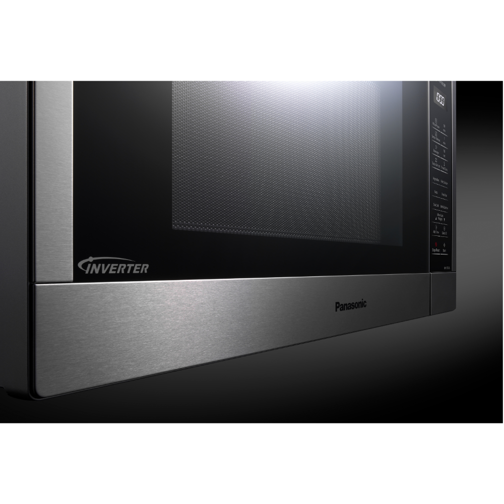 Panasonic NN-ST67JSQPQ Touchpanel Control, 32 Litre, 1100 Watts, Genius Sensor - Stainless Steel