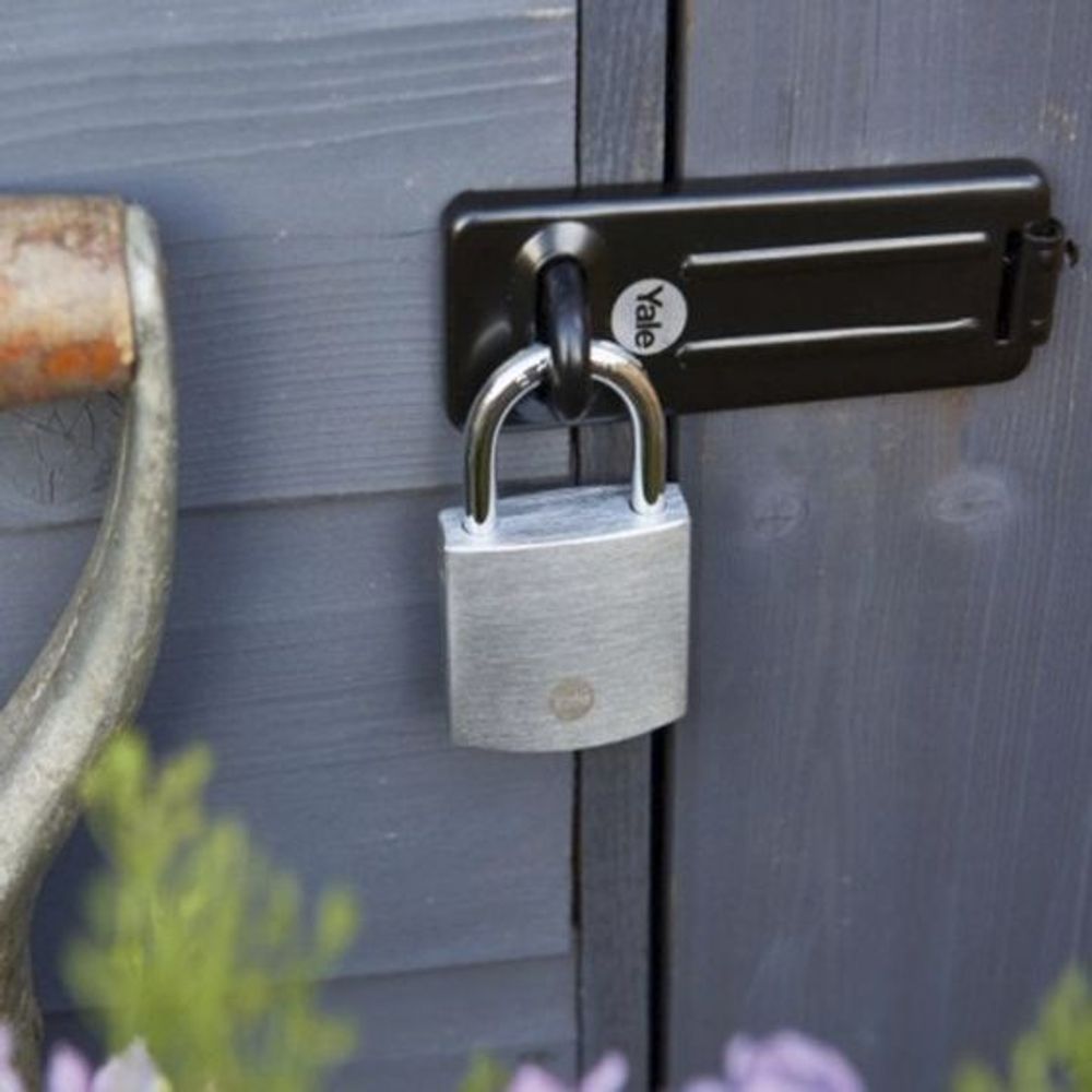 Yale 70mm Brass Padlock with Chrome Finish - Y120B/70/141/1