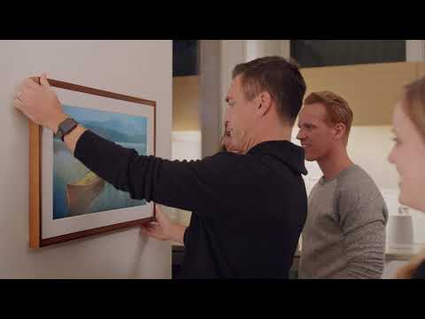 Netgear MC327 Meural Digital Art Canvas 27-inch Smart Art Frame, Frame Colour Choice